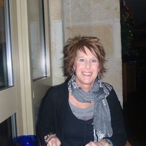 Meet your Posher, Sandi